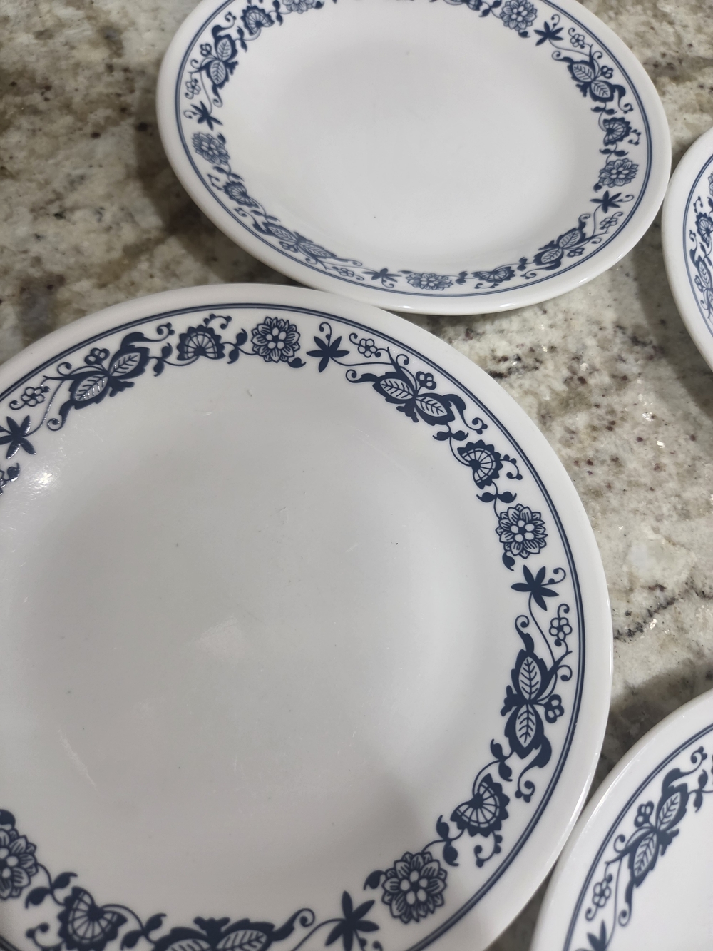 Vintage Corelle Old Town Blue Onion Dessert Bread & Butter Plates 6.75" Set 5